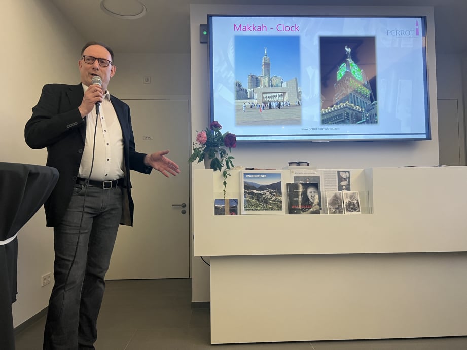 Christoph Perrot beim Vortrag